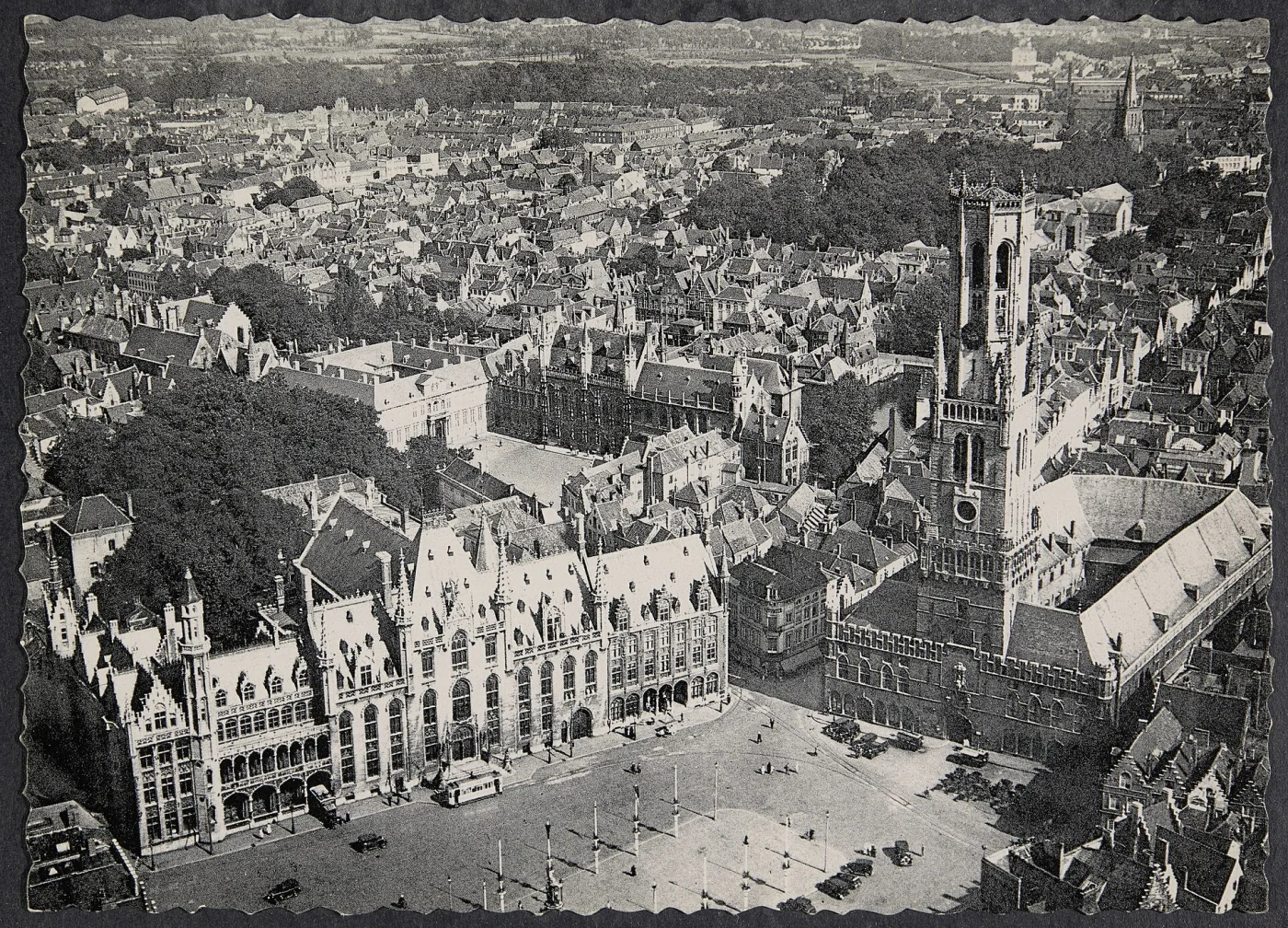 De Markt en het Belfort